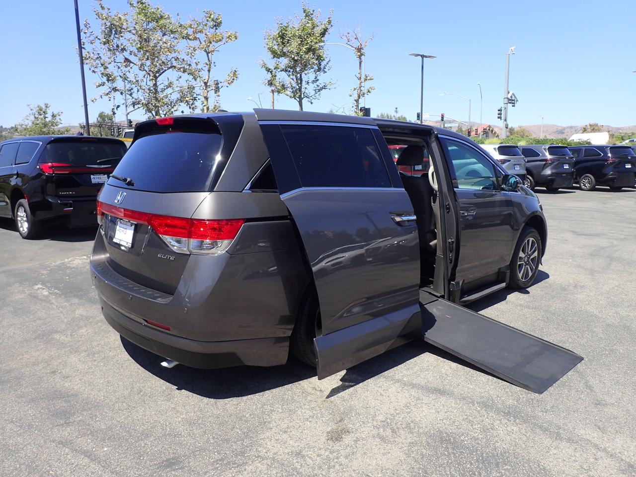 2014 Honda Odyssey Touring Elite Anaheim CA