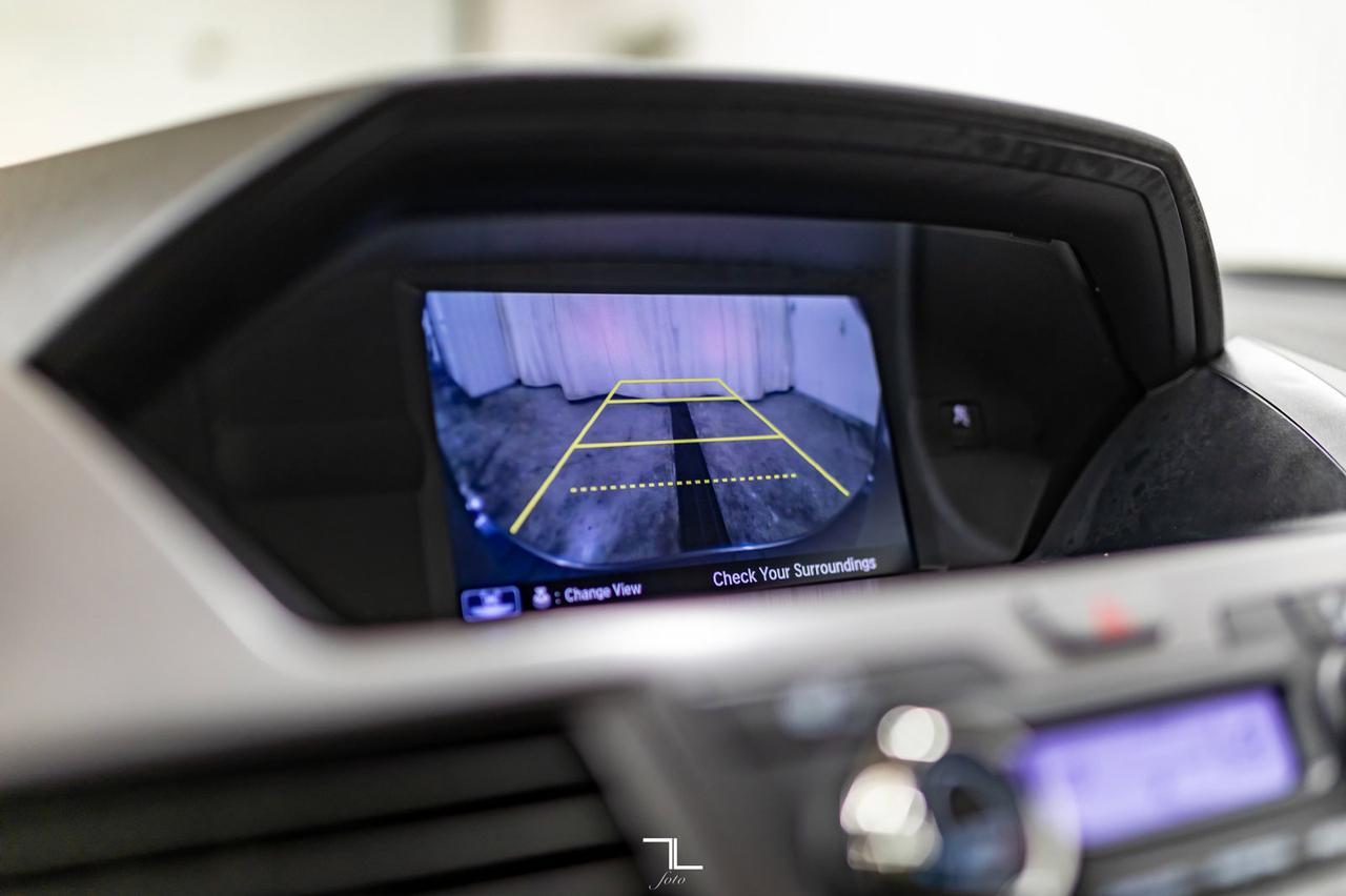 2014 Honda Odyssey Touring Leather Roof Nav DVD Red Deer AB