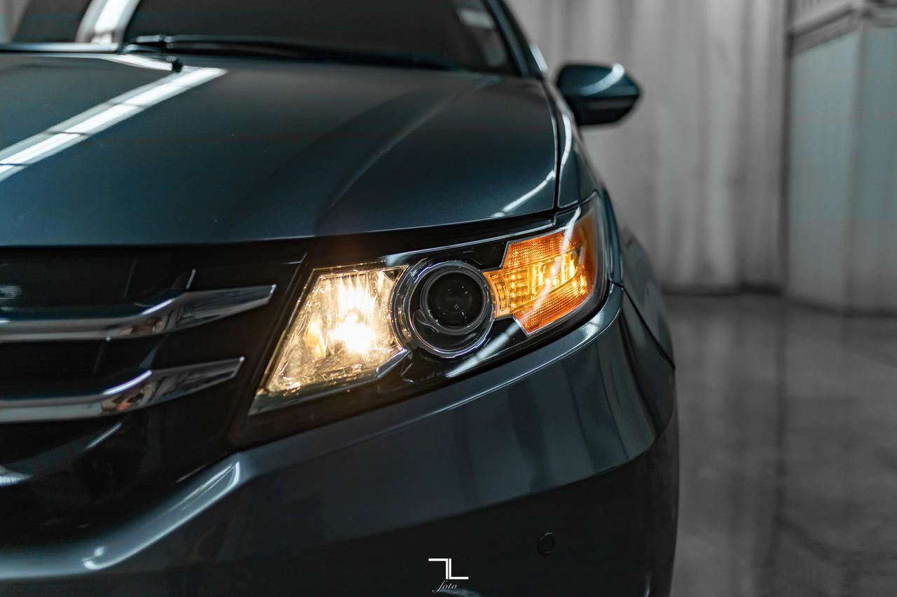 2014 Honda Odyssey Touring Leather Roof Nav DVD Red Deer AB