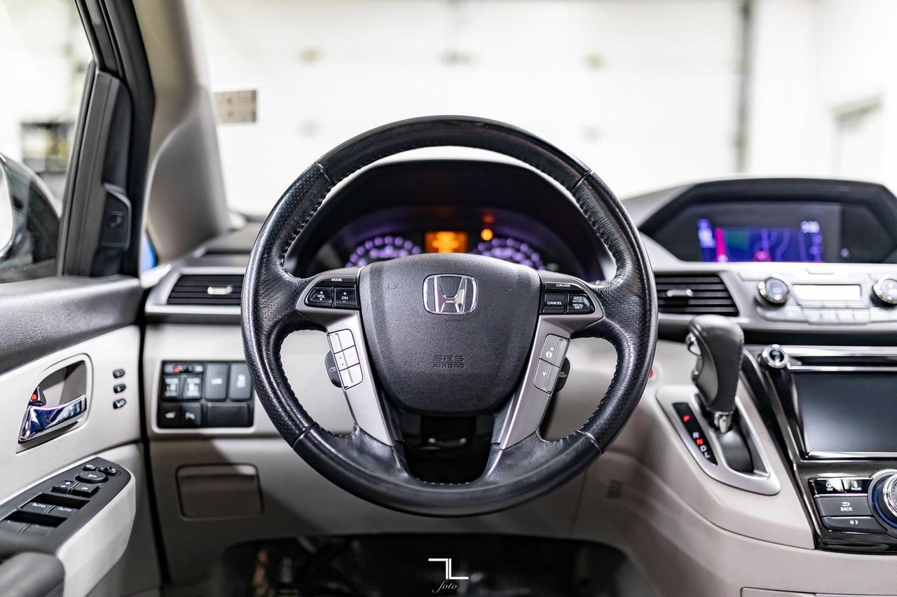 2014 Honda Odyssey Touring Leather Roof Nav DVD Red Deer AB