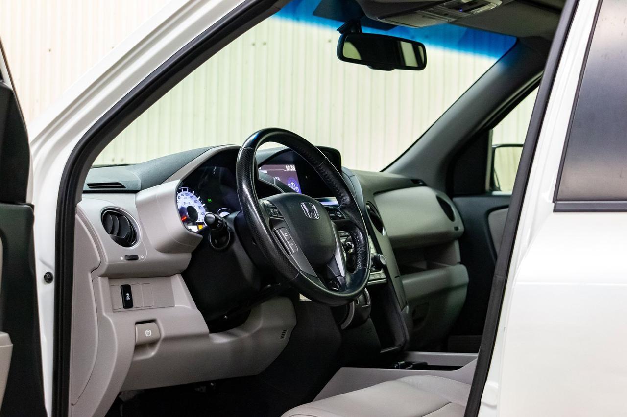 2014 Honda Pilot AWD EX-L 3rd Row Leather Roof Red Deer AB