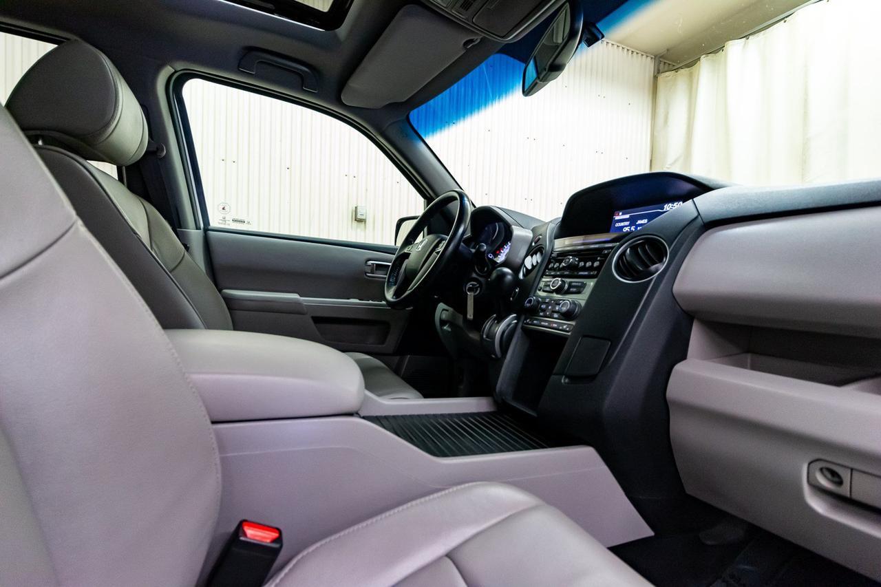2014 Honda Pilot AWD EX-L 3rd Row Leather Roof Red Deer AB