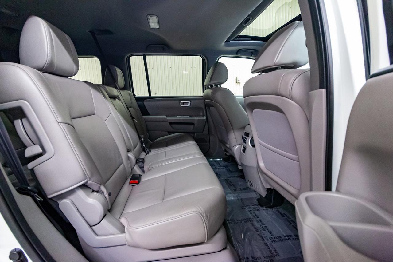 2014 Honda Pilot AWD EX-L 3rd Row Leather Roof Red Deer AB