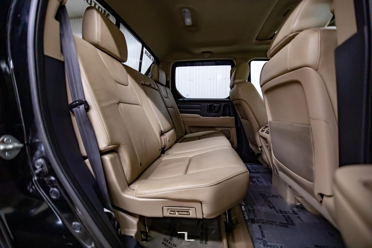 2014 Honda Ridgeline 4x4 Crew Cab Touring Leather Roof Nav Red Deer AB