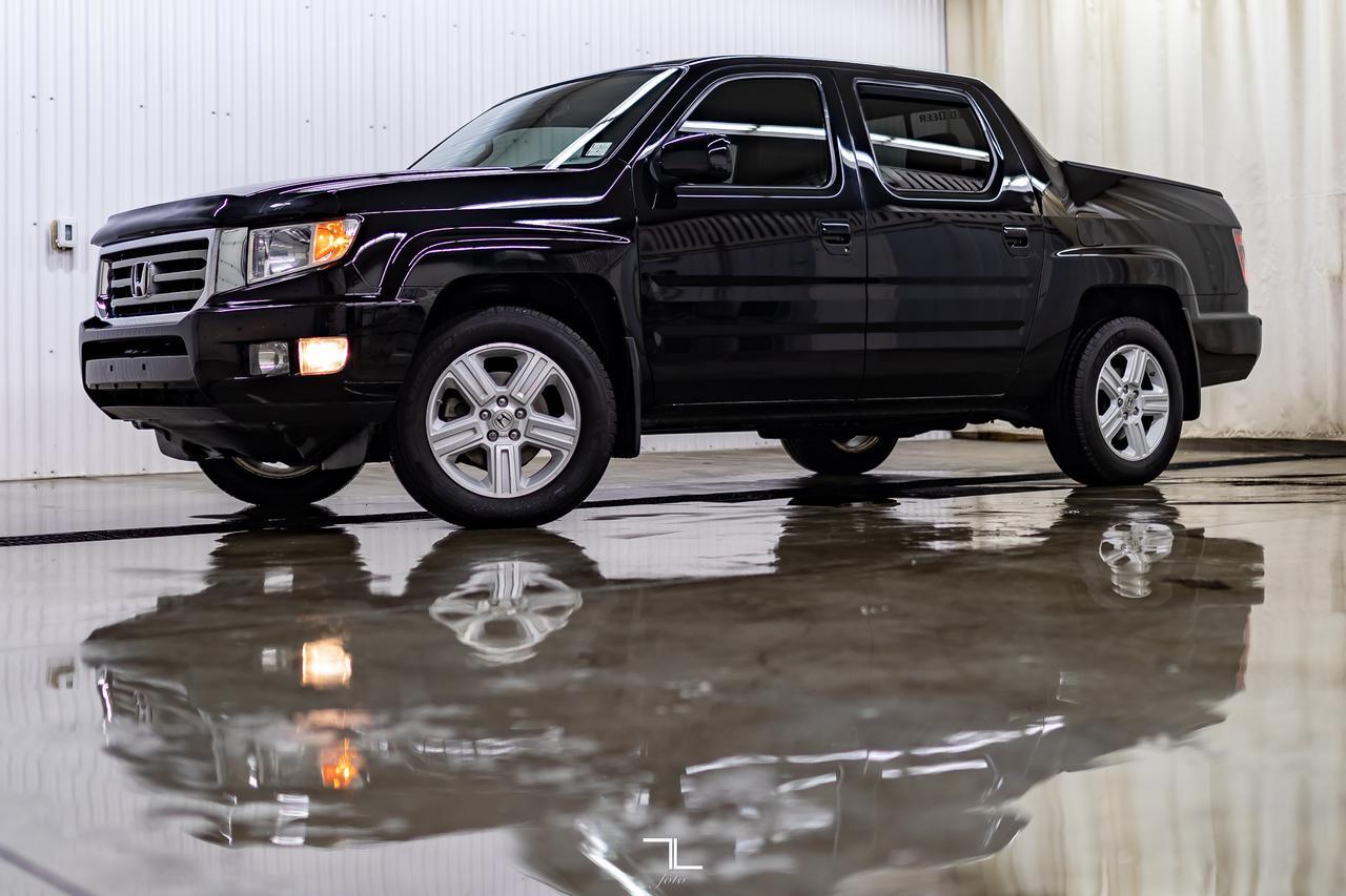 2014 Honda Ridgeline 4x4 Crew Cab Touring Leather Roof Nav Red Deer AB