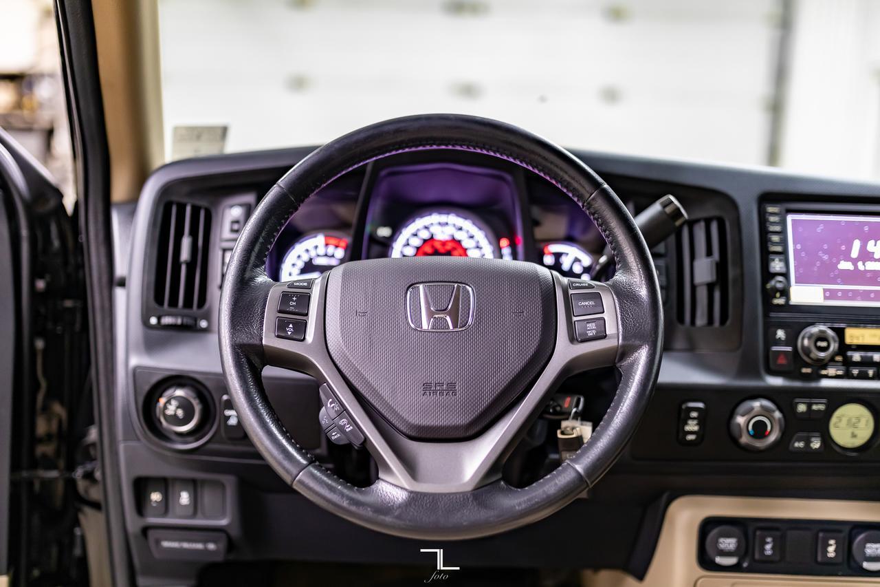 2014 Honda Ridgeline 4x4 Crew Cab Touring Leather Roof Nav Red Deer AB