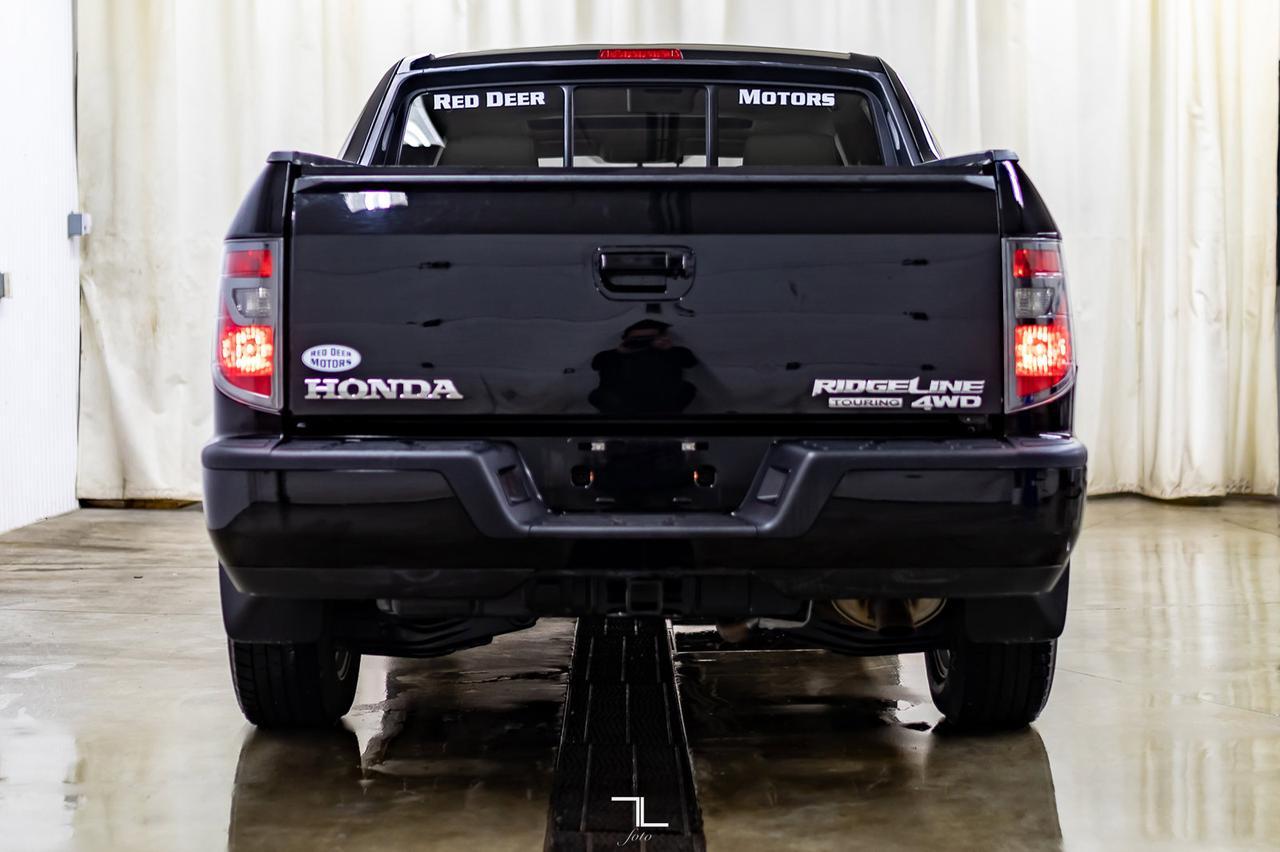2014 Honda Ridgeline 4x4 Crew Cab Touring Leather Roof Nav Red Deer AB