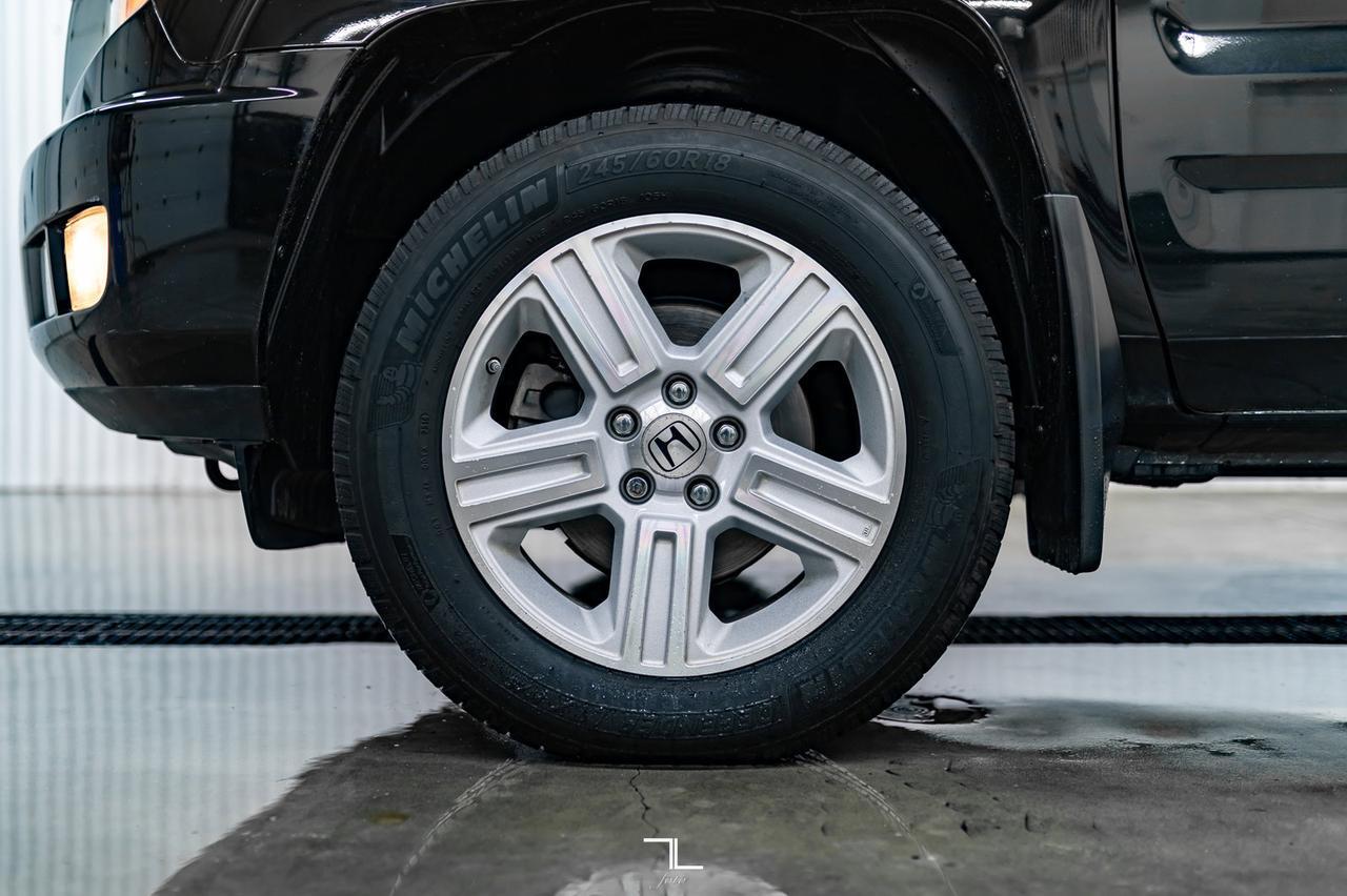 2014 Honda Ridgeline 4x4 Crew Cab Touring Leather Roof Nav Red Deer AB