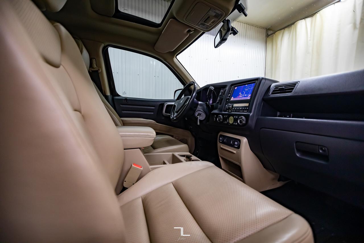 2014 Honda Ridgeline 4x4 Crew Cab Touring Leather Roof Nav Red Deer AB