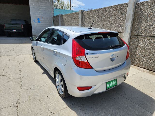 2014 Hyundai Accent SE 5-Door Sandy UT