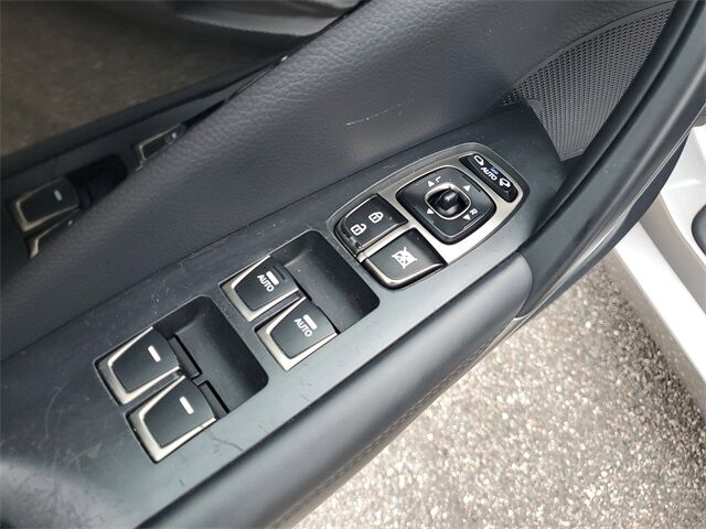 2014 Hyundai Azera Limited photo 16