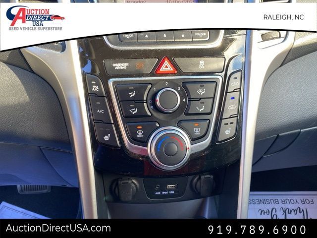2014 Hyundai Elantra GT Base photo 19