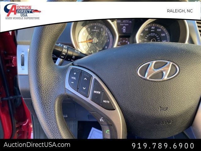 2014 Hyundai Elantra GT Base photo 16