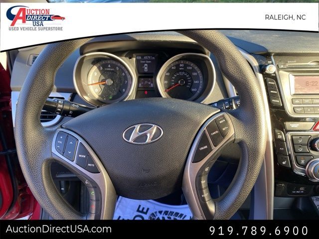 2014 Hyundai Elantra GT Base photo 22