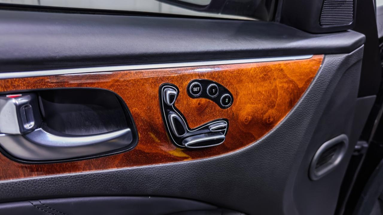 2014 Hyundai Equus Signature Tallmadge OH