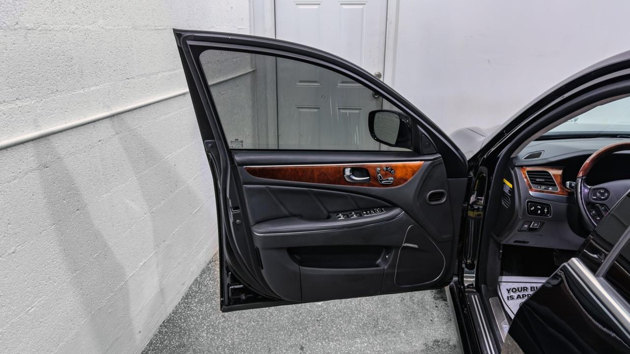 2014 Hyundai Equus Signature Tallmadge OH