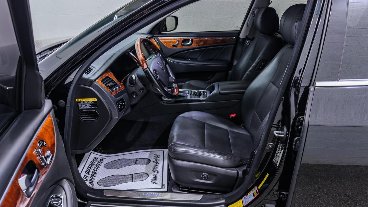 2014 Hyundai Equus Signature Tallmadge OH