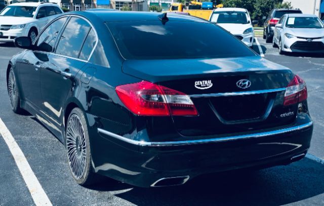 2014 Hyundai Genesis - SAR 3.8