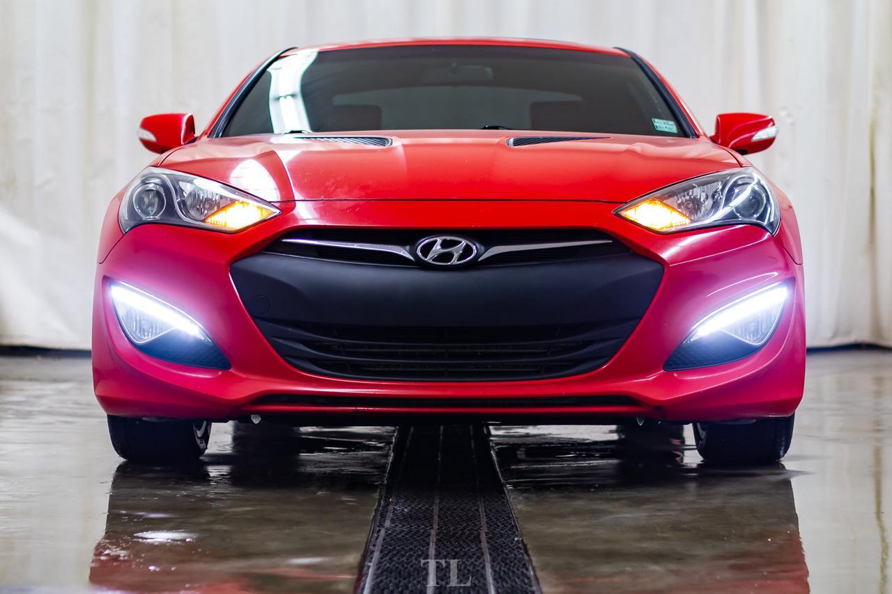 2014 Hyundai Genesis Coupe Premium Leather Roof Nav BCam Red Deer AB
