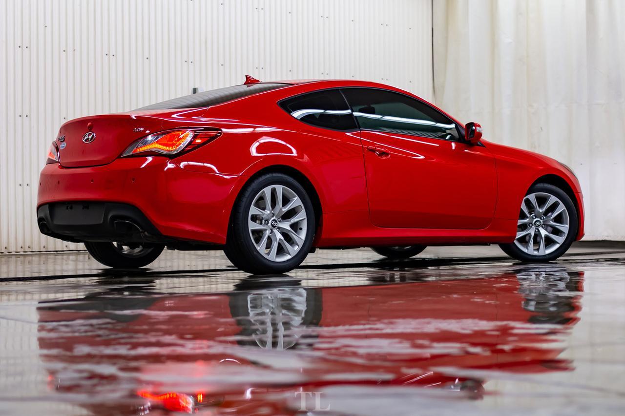 2014 Hyundai Genesis Coupe Premium Leather Roof Nav BCam Red Deer AB