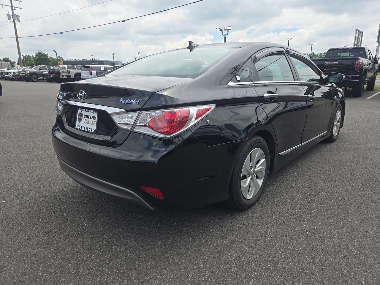 2014 Hyundai Sonata Hybrid Base Fredericksburg VA