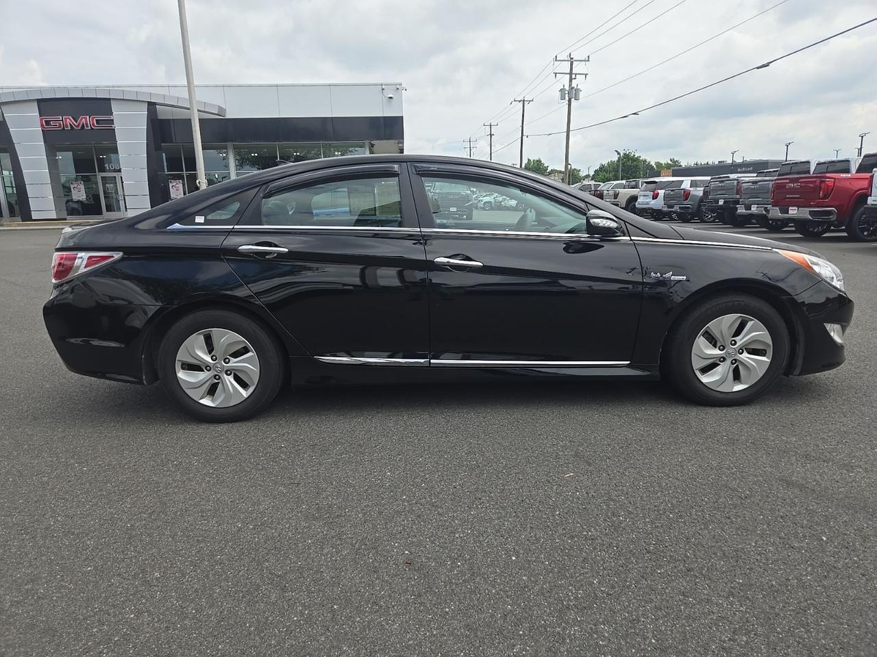2014 Hyundai Sonata Hybrid Base Fredericksburg VA