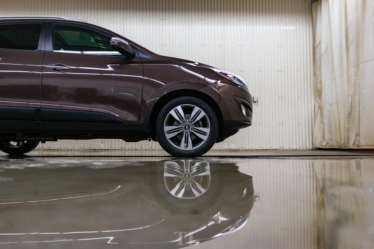 2014 Hyundai Tucson AWD Limited Leather Roof Nav BCam Red Deer AB