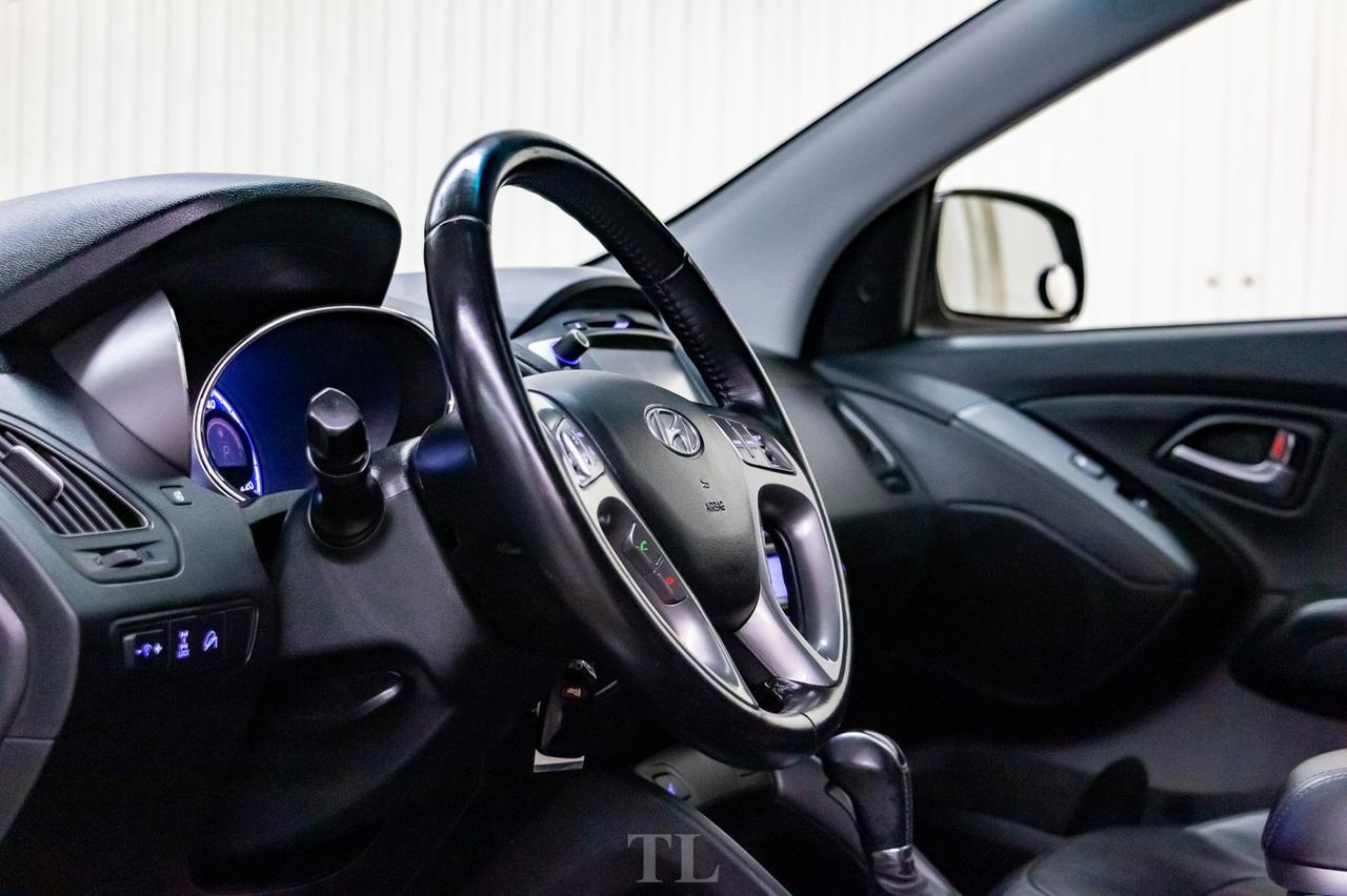 2014 Hyundai Tucson AWD Limited Leather Roof Nav BCam Red Deer AB