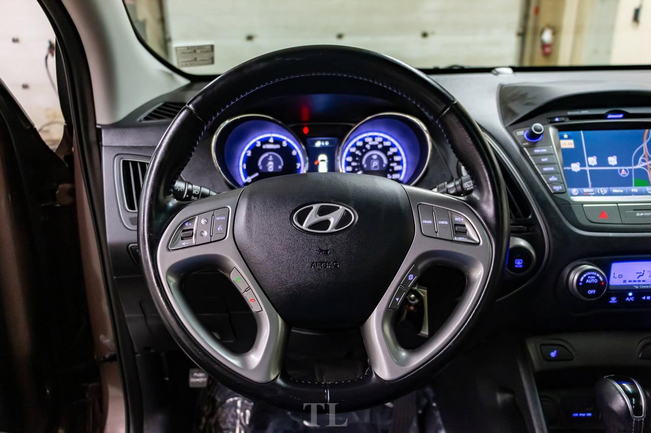 2014 Hyundai Tucson AWD Limited Leather Roof Nav BCam Red Deer AB