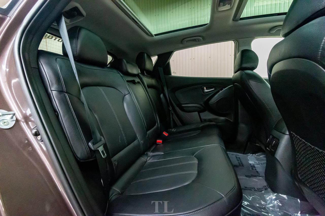 2014 Hyundai Tucson AWD Limited Leather Roof Nav BCam Red Deer AB