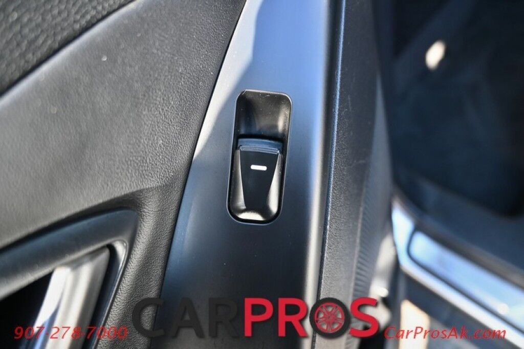 2014 Hyundai Tucson Limited - AWD - Power & Leather Heated Seats - Keyless Entry w/ Push to Start - 7 Touch Screen - Navigation - Backup Camera - Dual Sunroof - Roof Rack - Bluetooth Anchorage AK