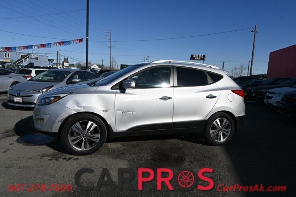 2014 Hyundai Tucson Limited - AWD - Power & Leather Heated Seats - Keyless Entry w/ Push to Start - 7 Touch Screen - Navigation - Backup Camera - Dual Sunroof - Roof Rack - Bluetooth Anchorage AK