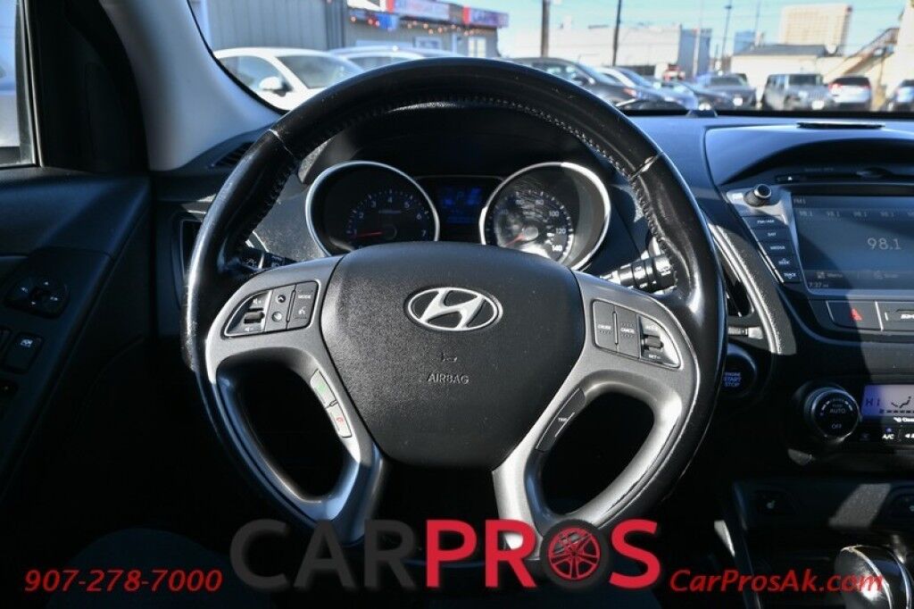 2014 Hyundai Tucson Limited - AWD - Power & Leather Heated Seats - Keyless Entry w/ Push to Start - 7 Touch Screen - Navigation - Backup Camera - Dual Sunroof - Roof Rack - Bluetooth Anchorage AK