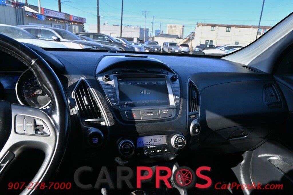 2014 Hyundai Tucson Limited - AWD - Power & Leather Heated Seats - Keyless Entry w/ Push to Start - 7 Touch Screen - Navigation - Backup Camera - Dual Sunroof - Roof Rack - Bluetooth Anchorage AK