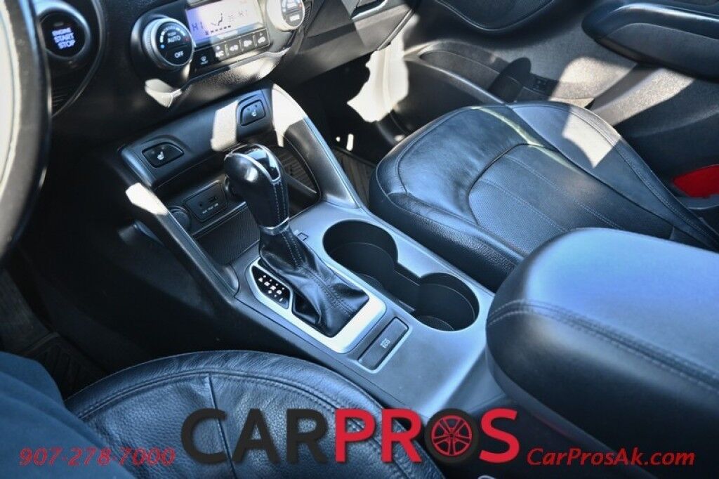 2014 Hyundai Tucson Limited - AWD - Power & Leather Heated Seats - Keyless Entry w/ Push to Start - 7 Touch Screen - Navigation - Backup Camera - Dual Sunroof - Roof Rack - Bluetooth Anchorage AK