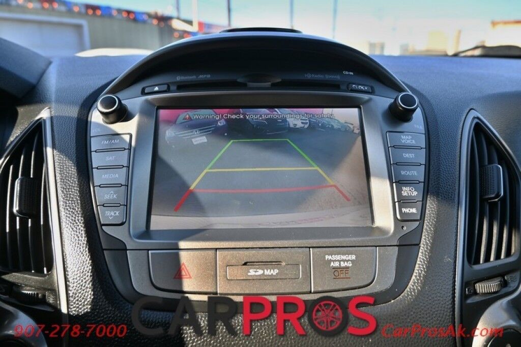 2014 Hyundai Tucson Limited - AWD - Power & Leather Heated Seats - Keyless Entry w/ Push to Start - 7 Touch Screen - Navigation - Backup Camera - Dual Sunroof - Roof Rack - Bluetooth Anchorage AK