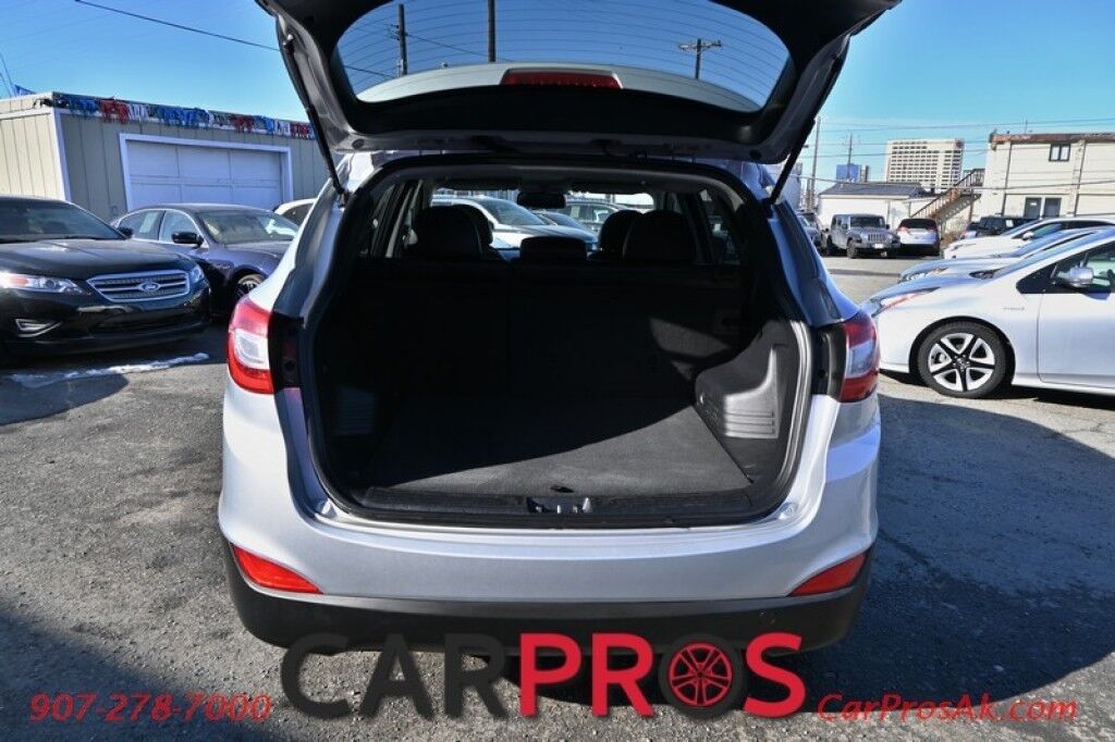 2014 Hyundai Tucson Limited - AWD - Power & Leather Heated Seats - Keyless Entry w/ Push to Start - 7 Touch Screen - Navigation - Backup Camera - Dual Sunroof - Roof Rack - Bluetooth Anchorage AK