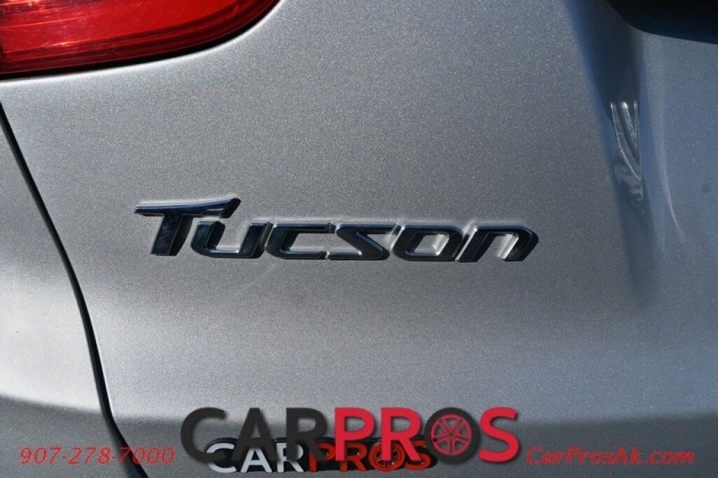 2014 Hyundai Tucson Limited - AWD - Power & Leather Heated Seats - Keyless Entry w/ Push to Start - 7 Touch Screen - Navigation - Backup Camera - Dual Sunroof - Roof Rack - Bluetooth Anchorage AK