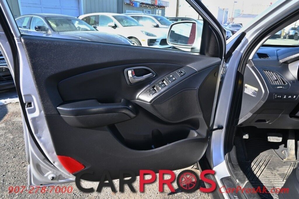 2014 Hyundai Tucson Limited - AWD - Power & Leather Heated Seats - Keyless Entry w/ Push to Start - 7 Touch Screen - Navigation - Backup Camera - Dual Sunroof - Roof Rack - Bluetooth Anchorage AK