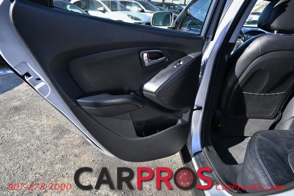 2014 Hyundai Tucson Limited - AWD - Power & Leather Heated Seats - Keyless Entry w/ Push to Start - 7 Touch Screen - Navigation - Backup Camera - Dual Sunroof - Roof Rack - Bluetooth Anchorage AK