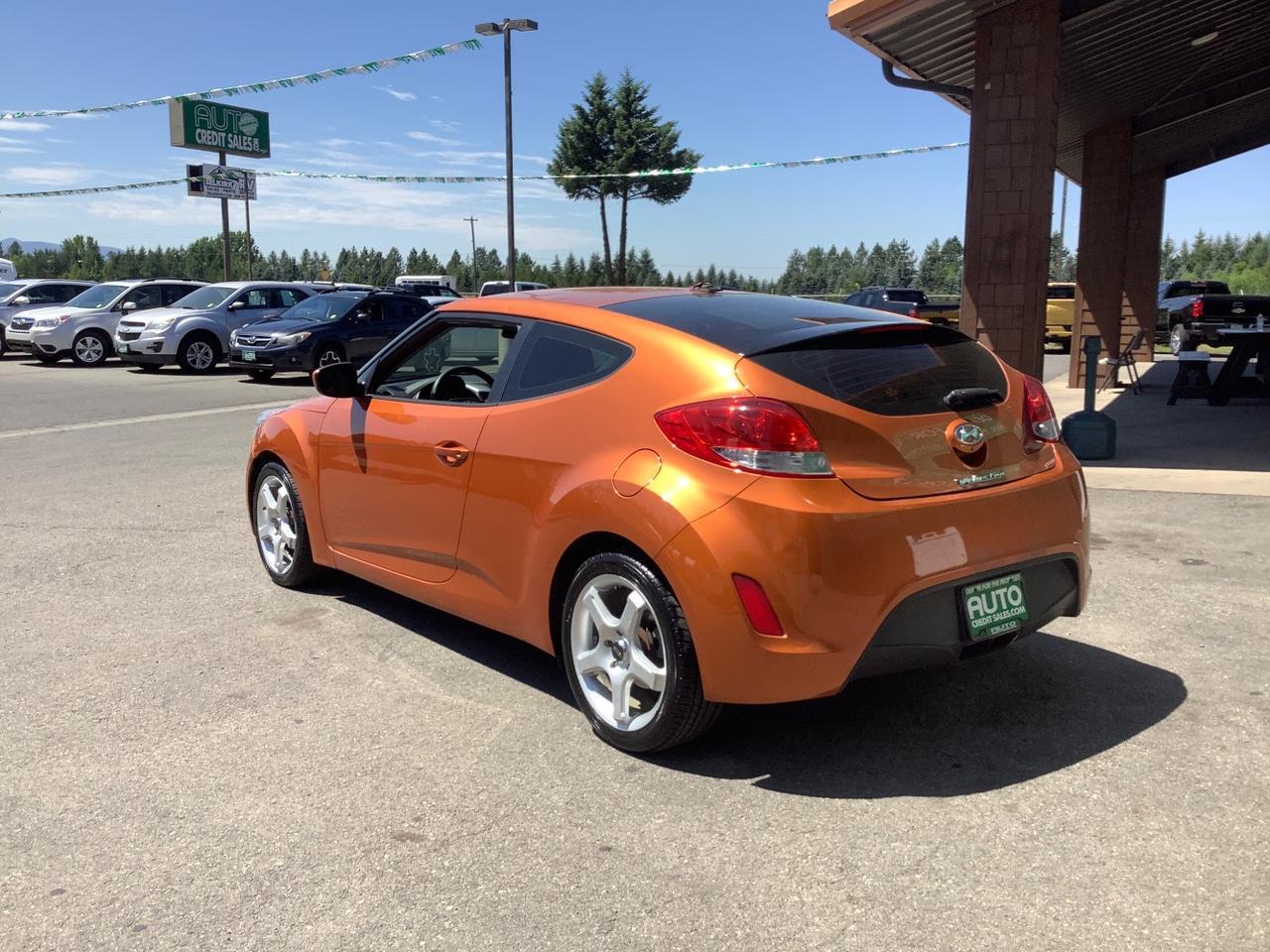 2014 Hyundai Veloster Base w/Black Hayden, ID