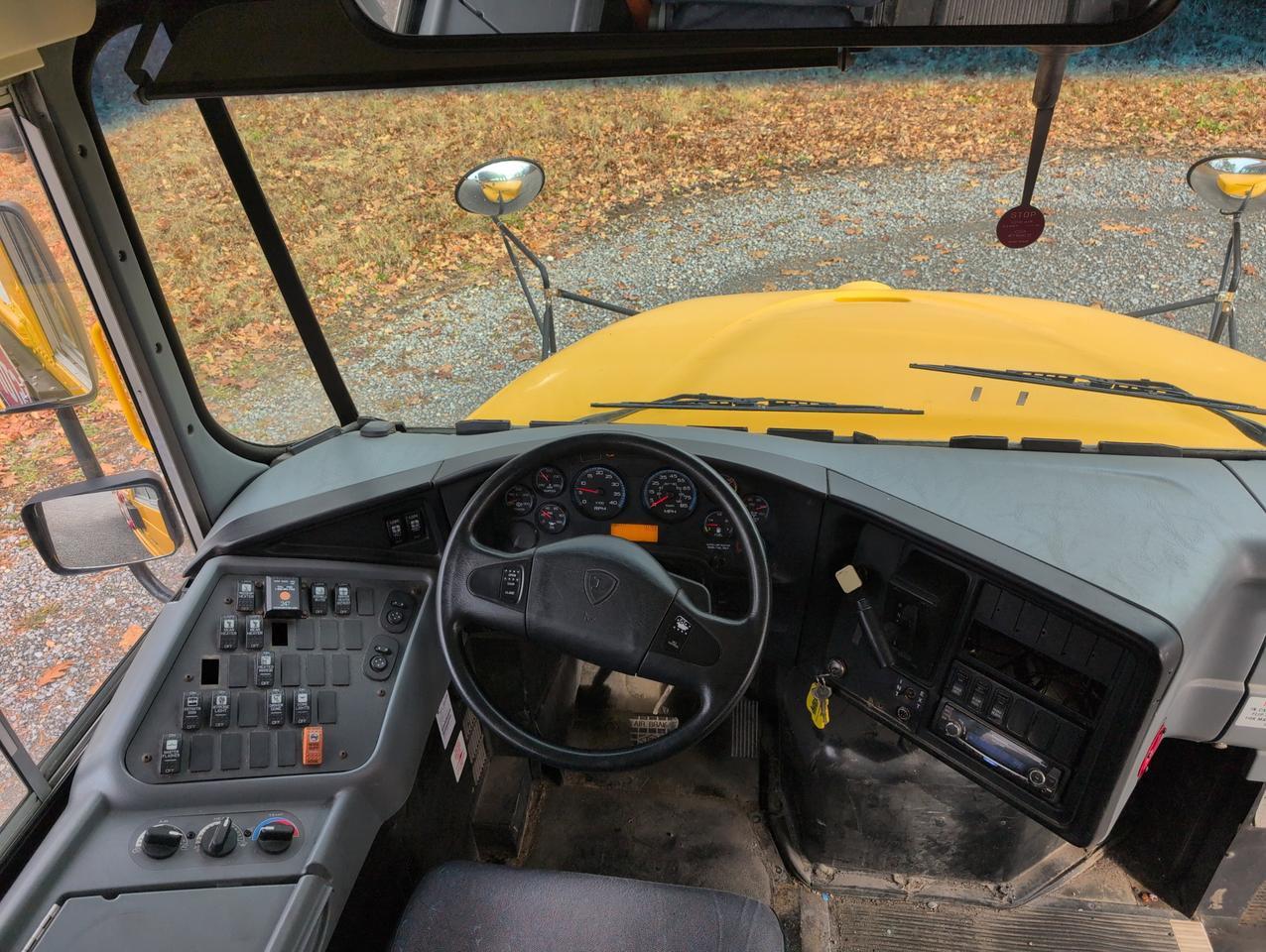 2014 IC INTERNATIONAL CE300 Johnstown NY