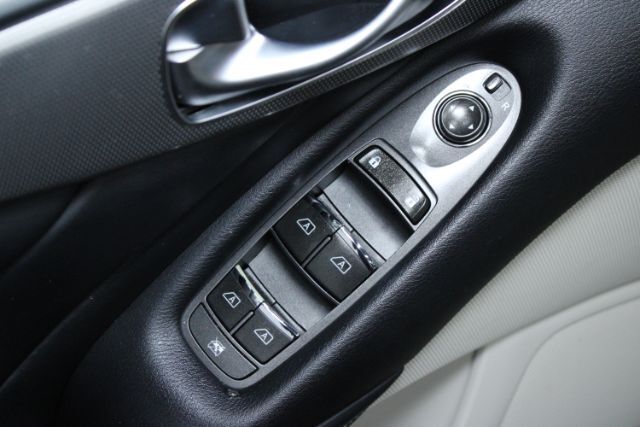 2014 INFINITI Q50 Hybrid Premium Chantilly VA