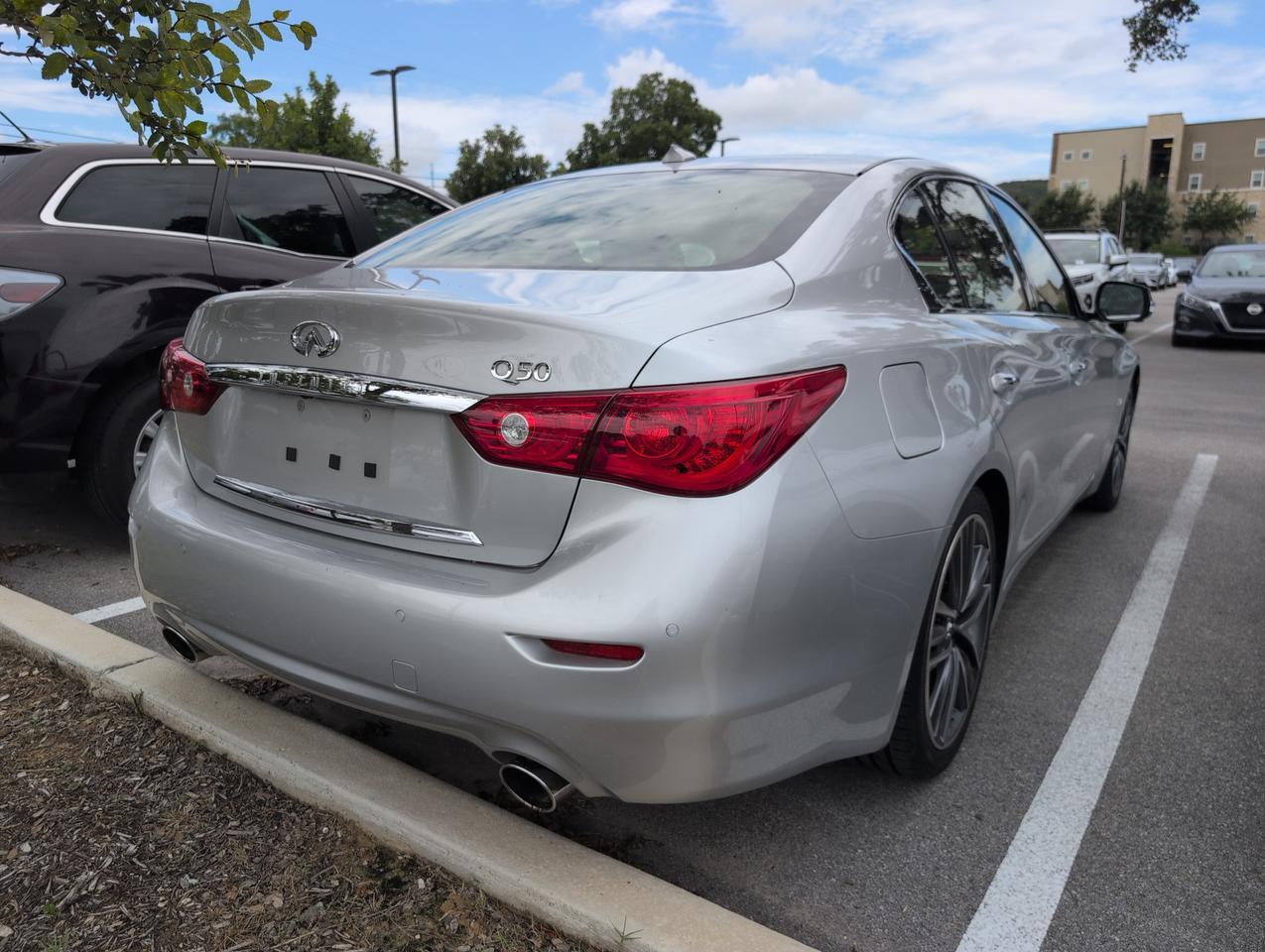 2014 INFINITI Q50 Premium