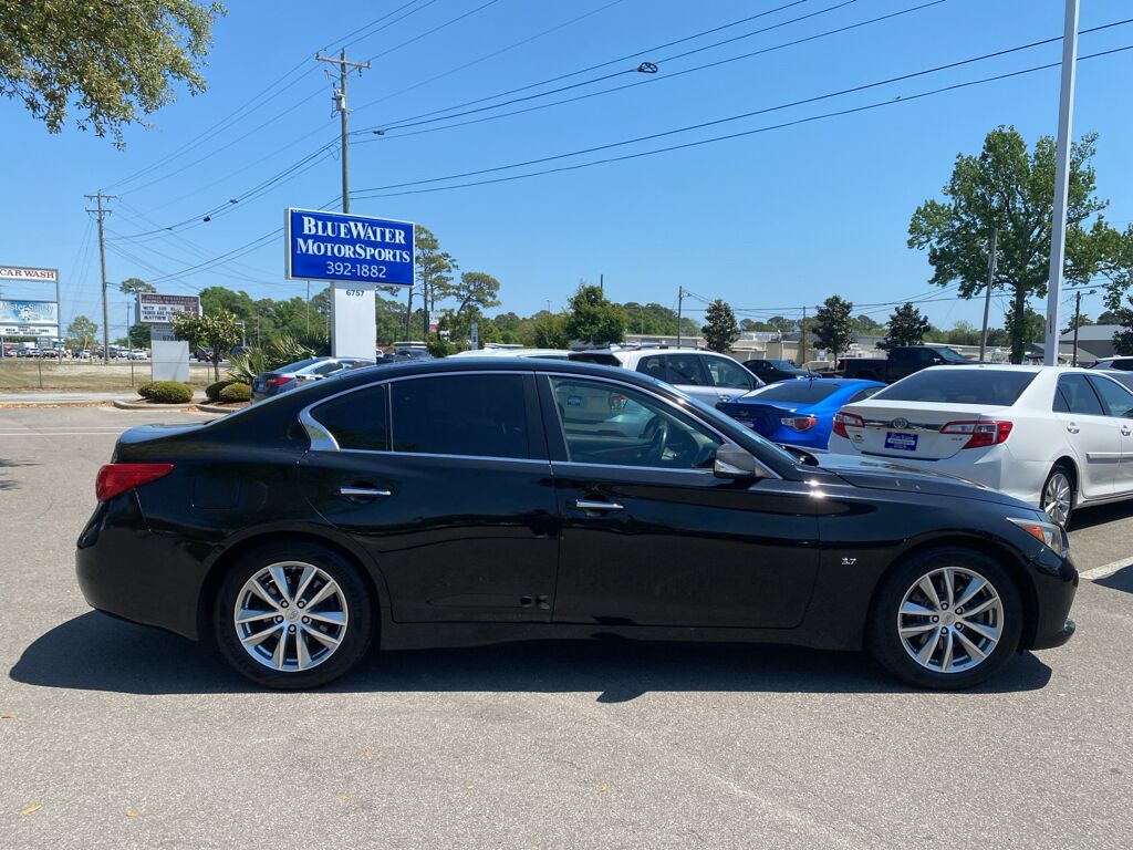 2014 INFINITI Q50 Premium