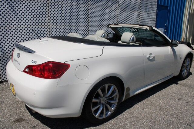 2014 INFINITI Q60 Convertible PREMIUM Sport Melbourne FL