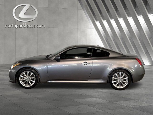 2014 INFINITI Q60 Coupe Journey