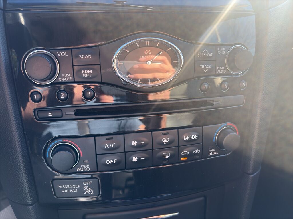 2014 INFINITI QX70 Base Wilmington NC