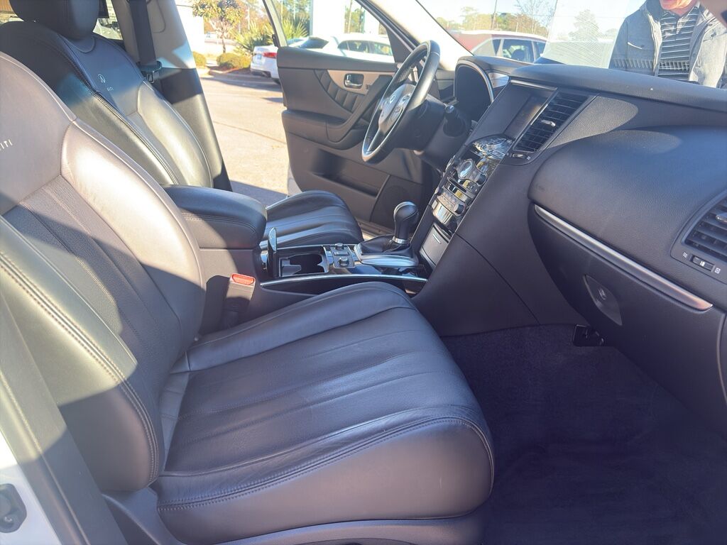 2014 INFINITI QX70 Base Wilmington NC