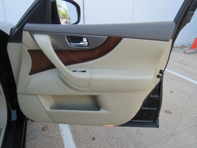 2014 INFINITI QX70 RWD Plano TX